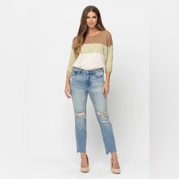 NWOT Judy Blue Tinted Wash Mid-Rise Cropped Straight Jeans 20W - Picture 7 of 14